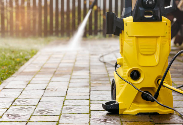 Professional Pressure Washing in Gardner, KS